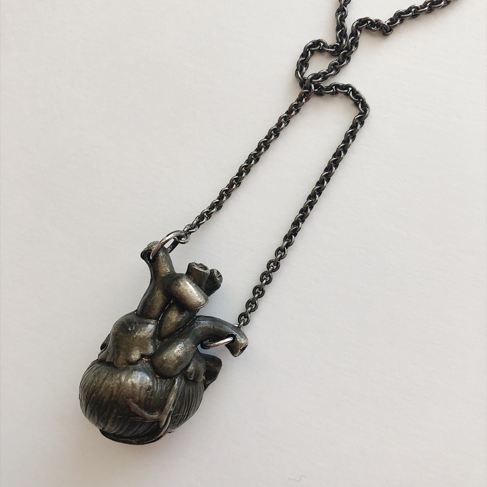 Lillian Crowe Anatomical Heart Necklace - Picture 6 of 7